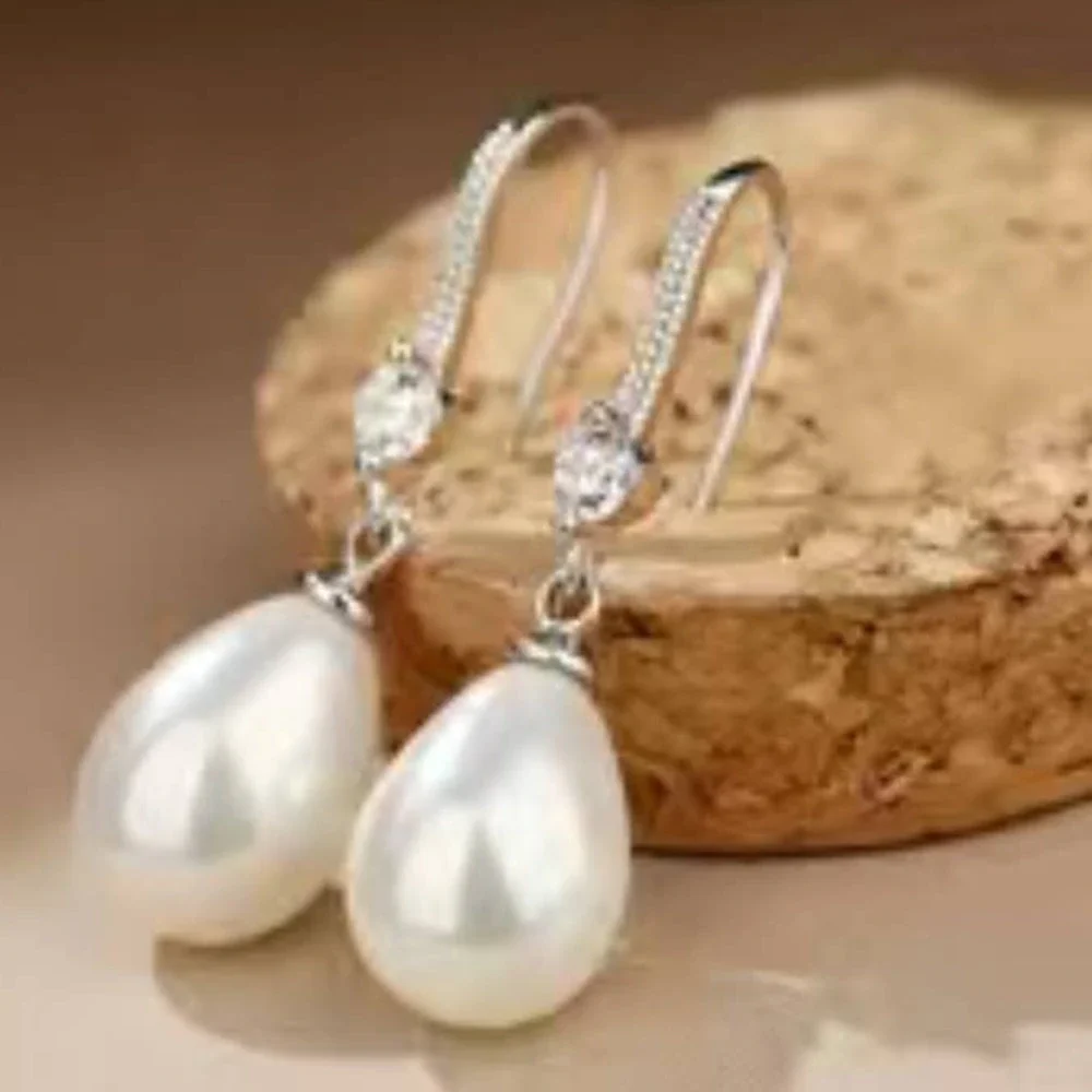 Boutique white gold